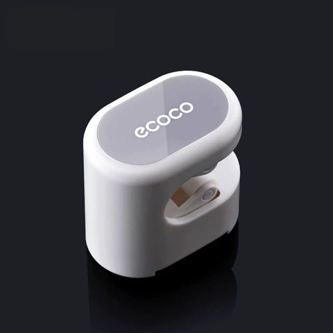 Ecoco wall-mounted mop holder