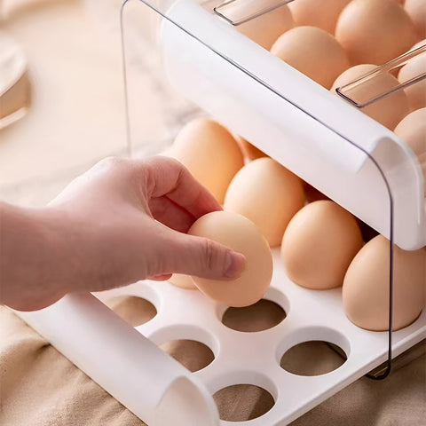 Container for storing eggs