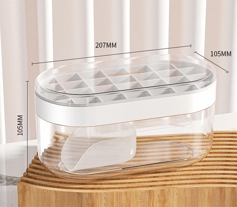 Innovative Plastic Container with Silicone Molds for Ice