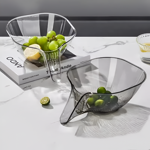 Transparent multifunctional bowl for washing and straining vegetables