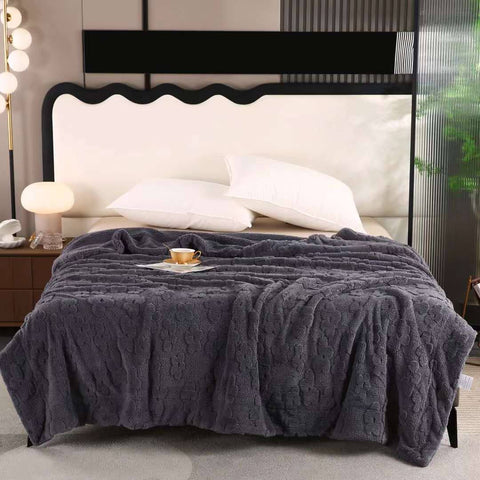 Sheepskin blanket with a three-dimensional pattern