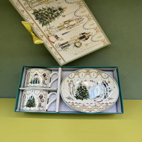 New Year's set of cups in a gift box