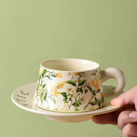 Ceramic cup with saucer in a blister pack
