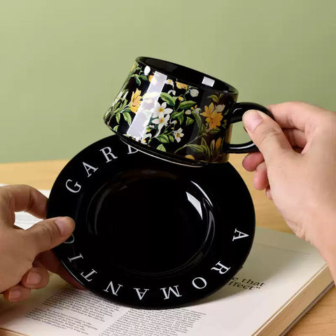 Ceramic cup with saucer in a blister pack