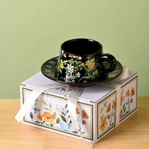Ceramic cup with saucer in a blister pack