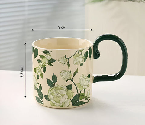 Ceramic cup with floral design 400 ml