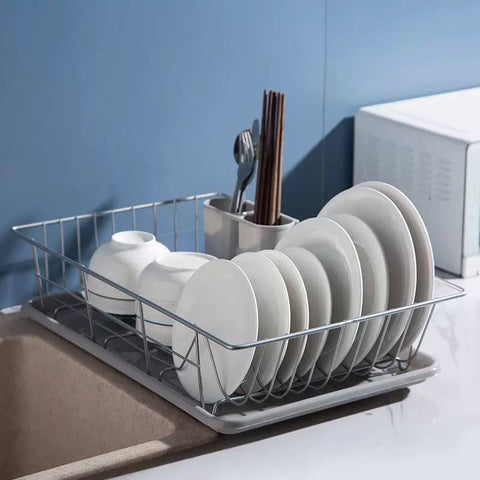 Сушилка для посуды с поддоном и ливнем