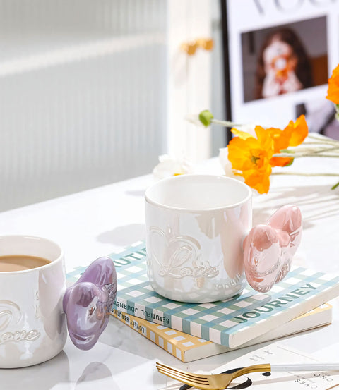 Ceramic cup with a bow