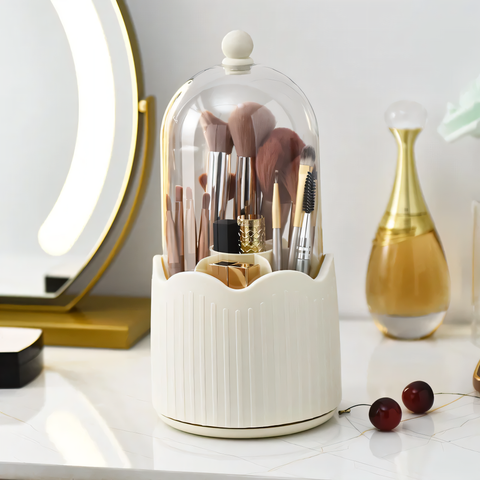 Organizer for storing cosmetics with a lid