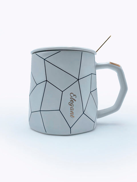Чашки из керамики в геометрическом стиле