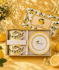 Набір чашок для чаю «Lemon Sky» на святковому столі